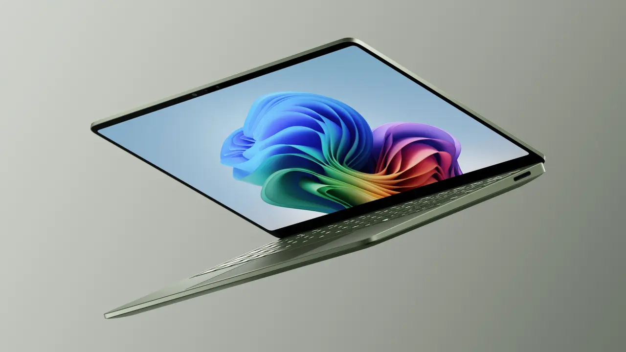 微软正式发布第八代 Surface Laptop，提供 13.8 英寸与 15 