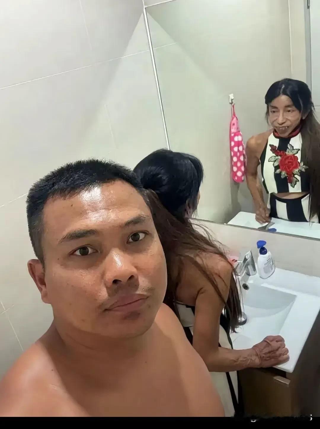 兄弟，太牛了！这就是照妖镜啊，大哥连巫婆都敢去招惹，真的是让人佩服得五体投地！天