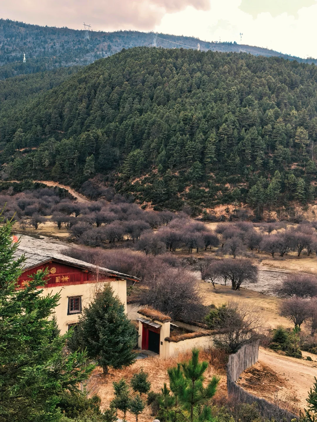 一年只开9个月的野奢酒店，真正的香格里拉