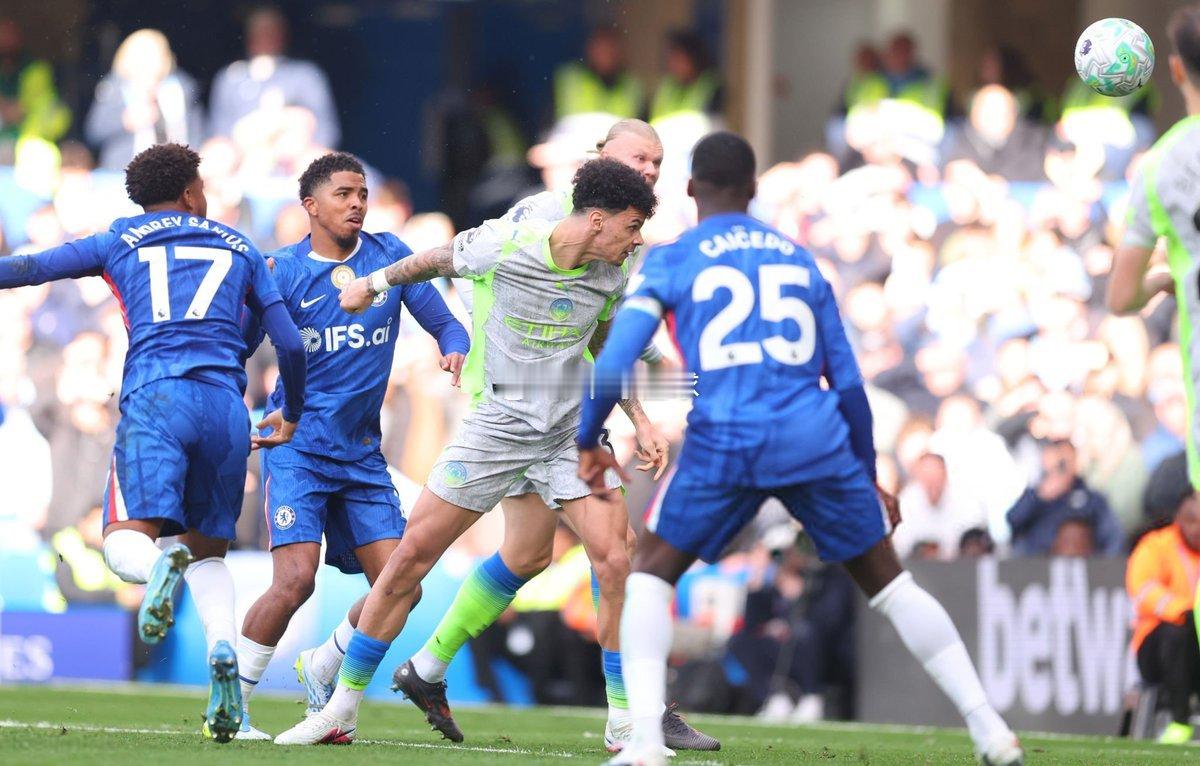 3-0！哈兰德低迷，谢尔基两助建功，曼城大胜切尔西紧咬榜首英超第32轮焦点大战，