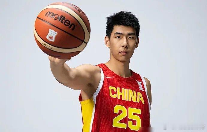 徐昕收到马刺试训邀请函 想给文班亚马寻找替补内线 