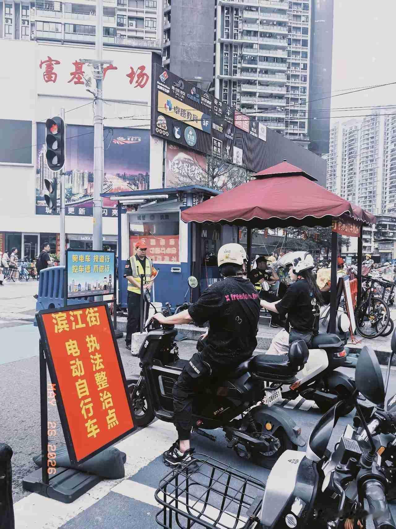 最近总有人念叨“广州会不会禁电动车”，说实话，这种担心有点多余。不光广州，任何已