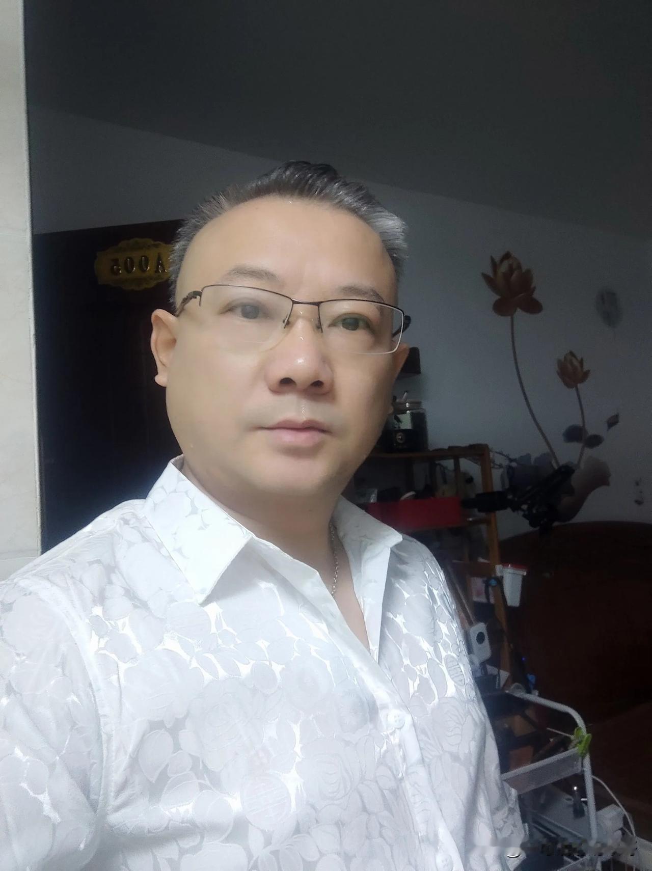  艹特马的嘎本脆，月底回笼点货款，再加公寓收益，还进去7万中信卡，直接……没办法