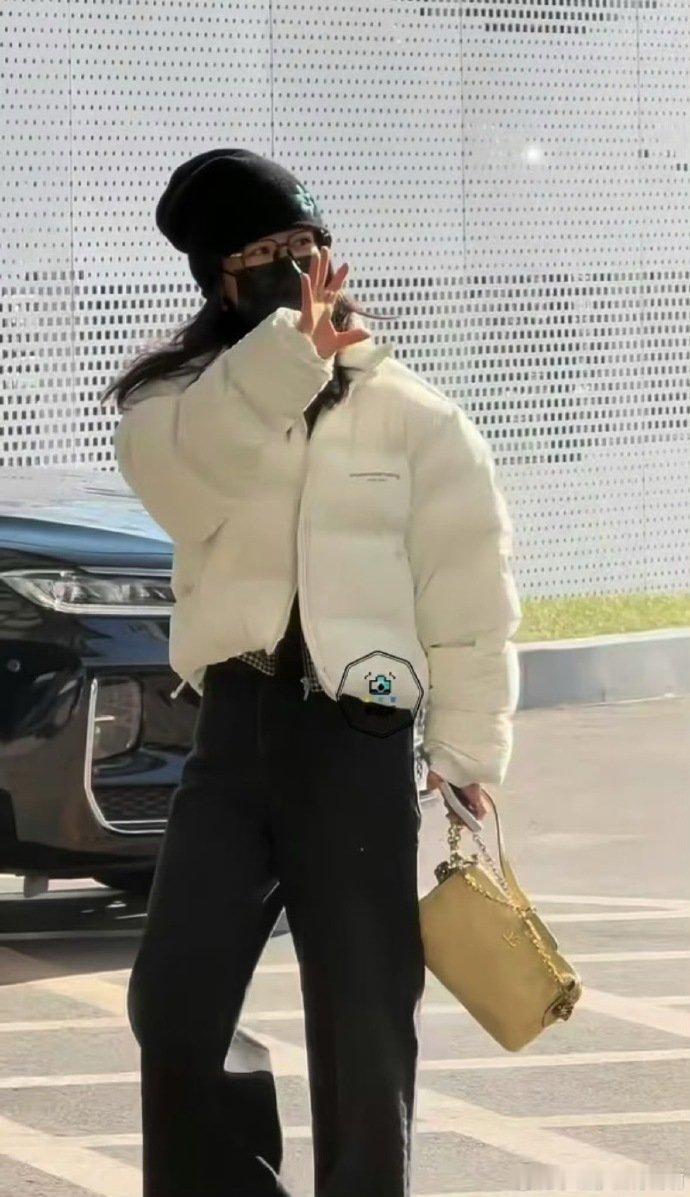 杨紫机场出发海口路透 杨紫机场出发海口路透 