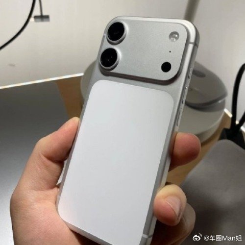 iPhone18标准版神似17Pro苹果今年爆出的多重产品调整，本质是一套精准划