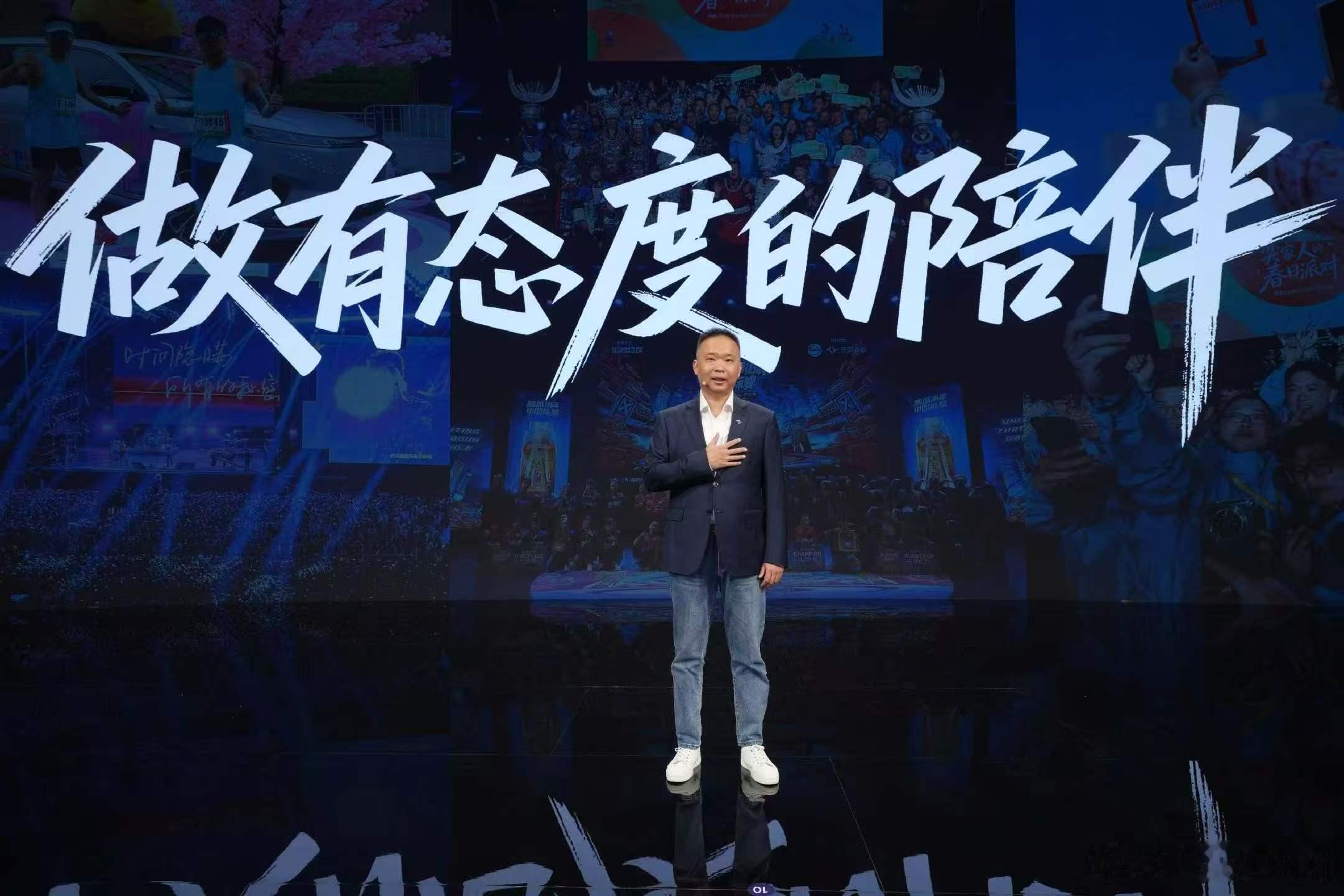 看到东风奕派在北京车展上发布的这组新车组合，感觉国产车的竞争已经进入了一个新的维