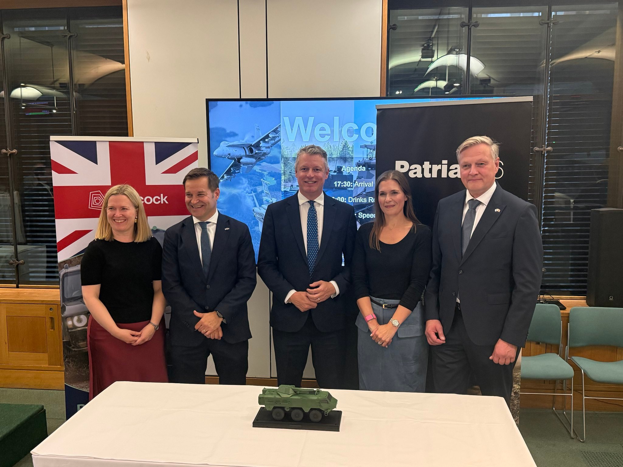 每天认识一件兵器 英国🇬🇧陆军🪖跟随了德国🇩🇪陆军🪖的选择，取消了B