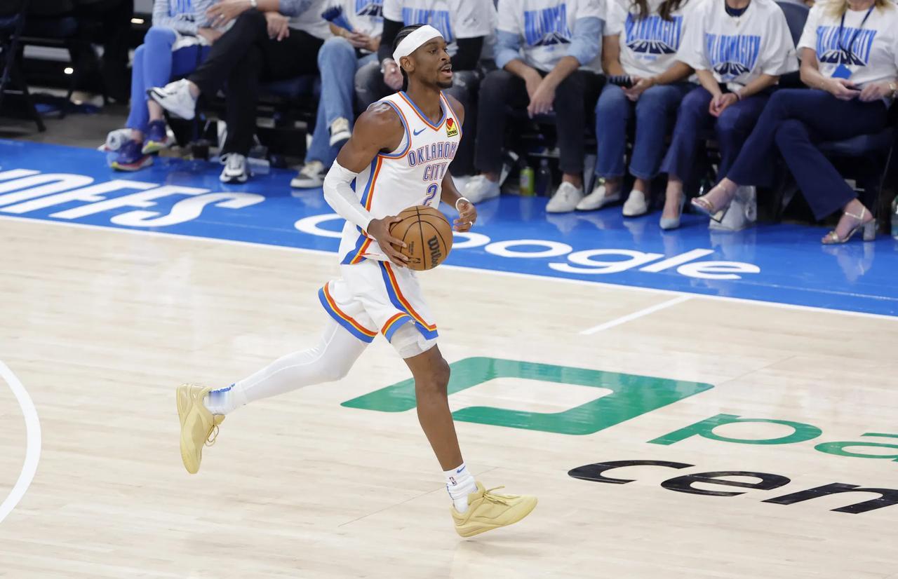 雷霆与骑士成为最大赢家！

随着NBA各大奖项公布，雷霆与骑士成为24-25赛季