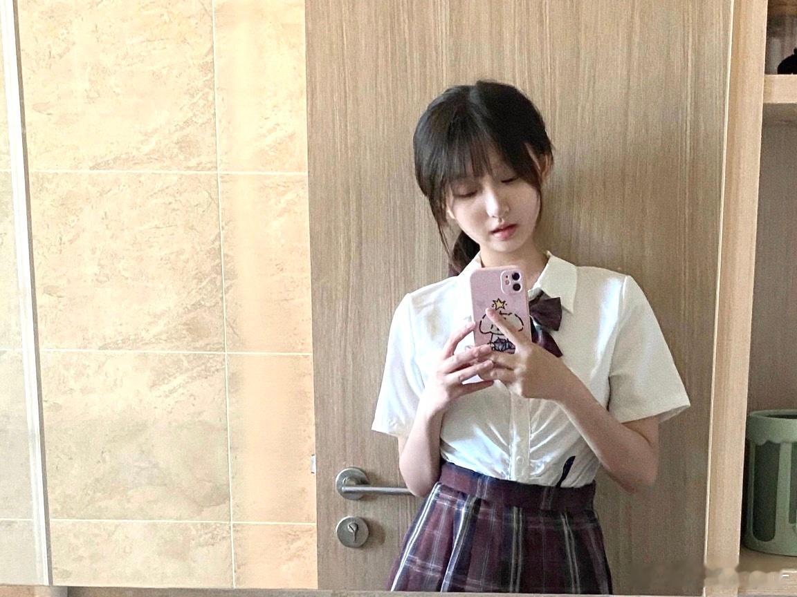 16岁的小羊 ​​​