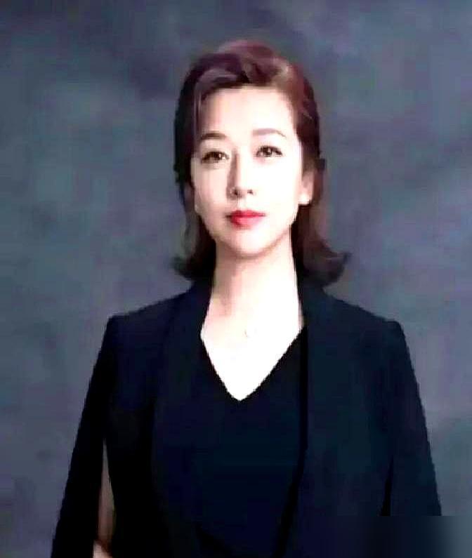 江珊身家过亿，却嫁给了 28 岁还在开货车的田小洁。谁能想到，这个住北京豪宅的女