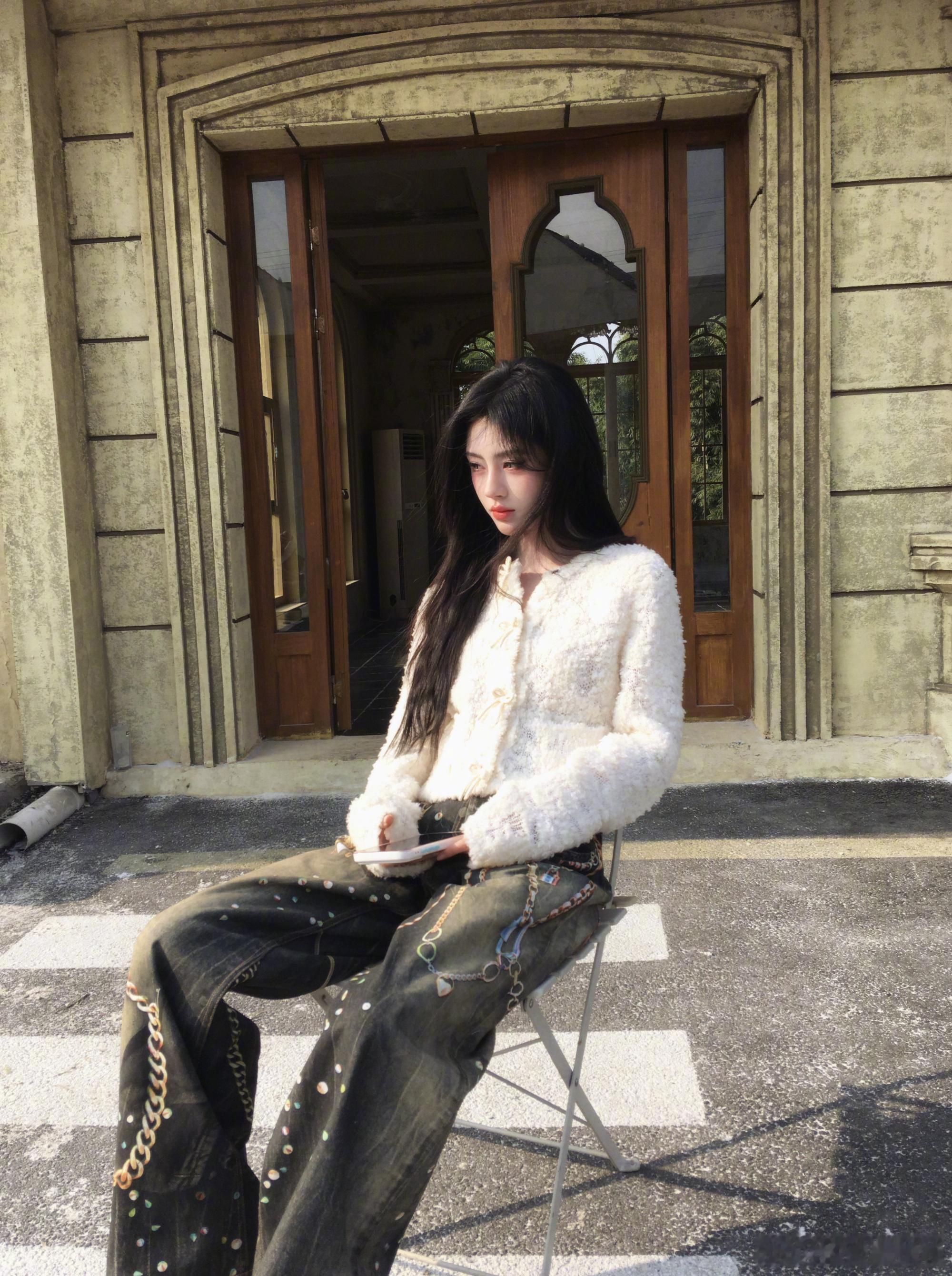 鞠婧祎营业啦！！！！女神又贡献新头像喽~又甜又御的小🍊鞠婧祎来战鞠婧祎