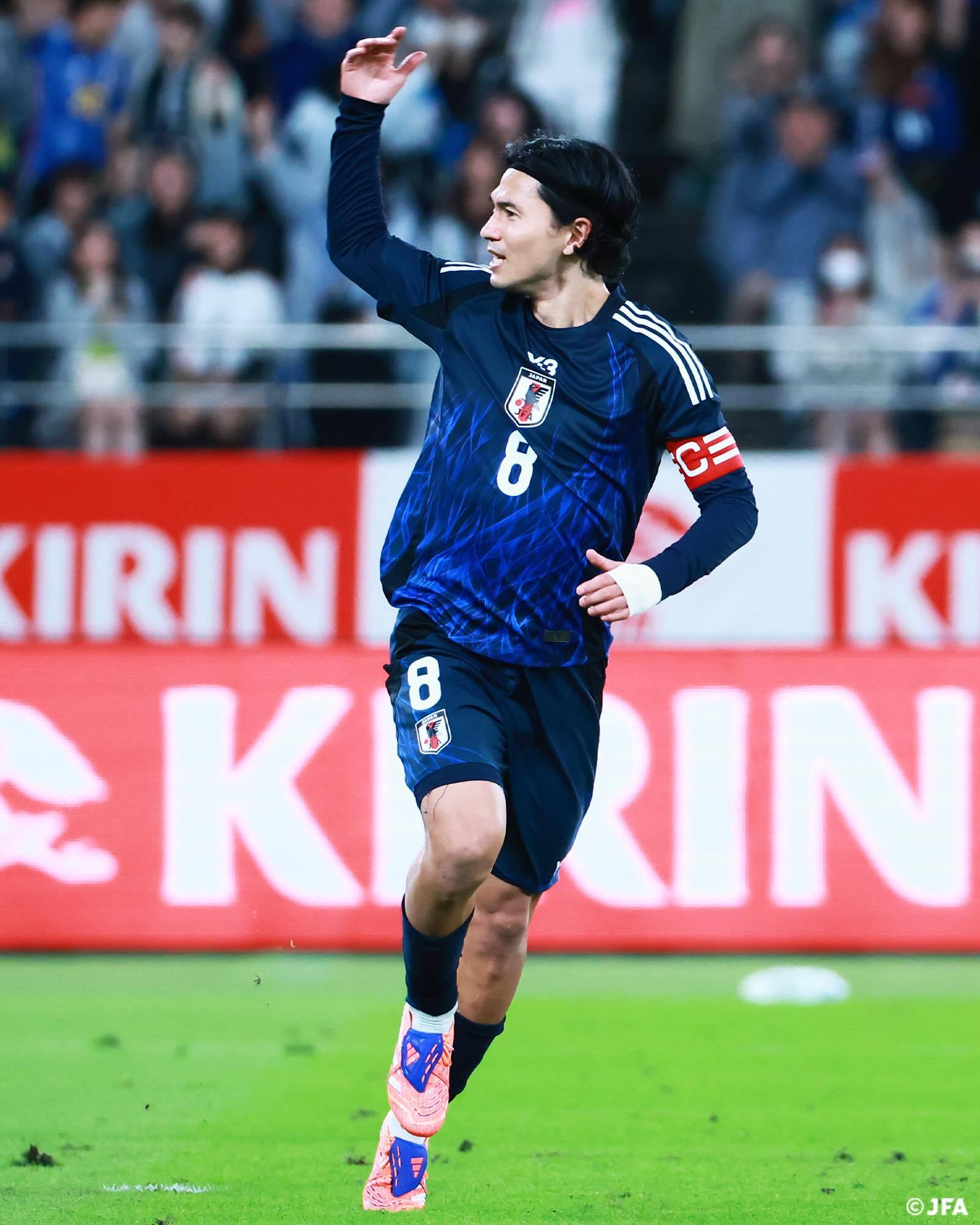 #日本对阵巴西14战仅1胜# 明晨01:00，日本队将在世界杯1/16决赛挑战五