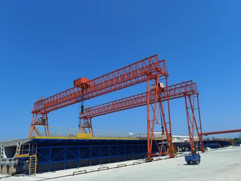 风景预制这事挺有意思。就像吉林推出预制版朋友圈的冬景，长白山的银白山脉、湛蓝天池