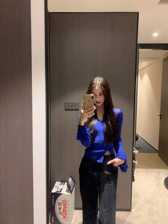 今日份OOTD💙