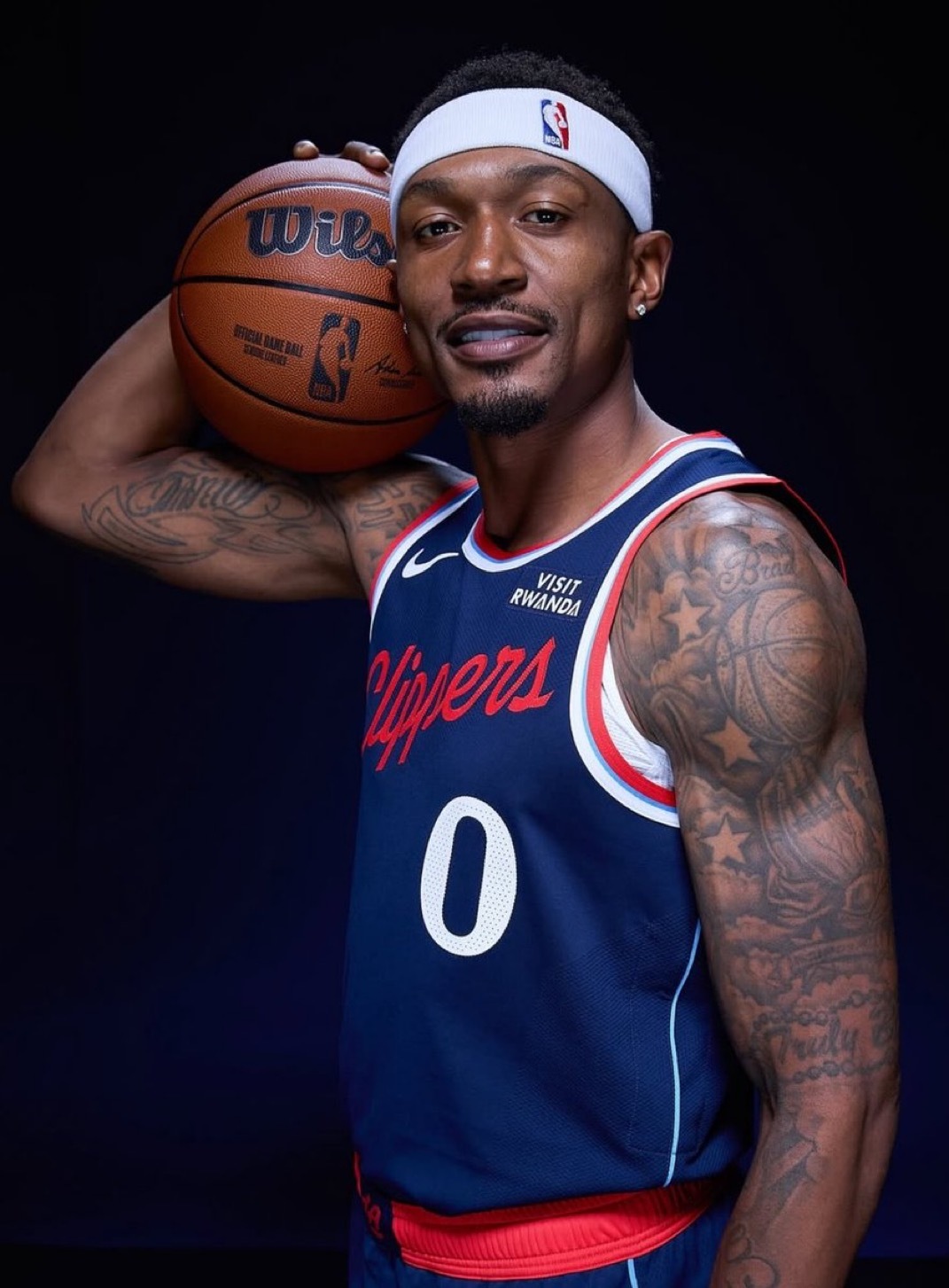 布拉德利·比尔今晚：5 Points2/14 FGM1/5 3PM-23 +/-