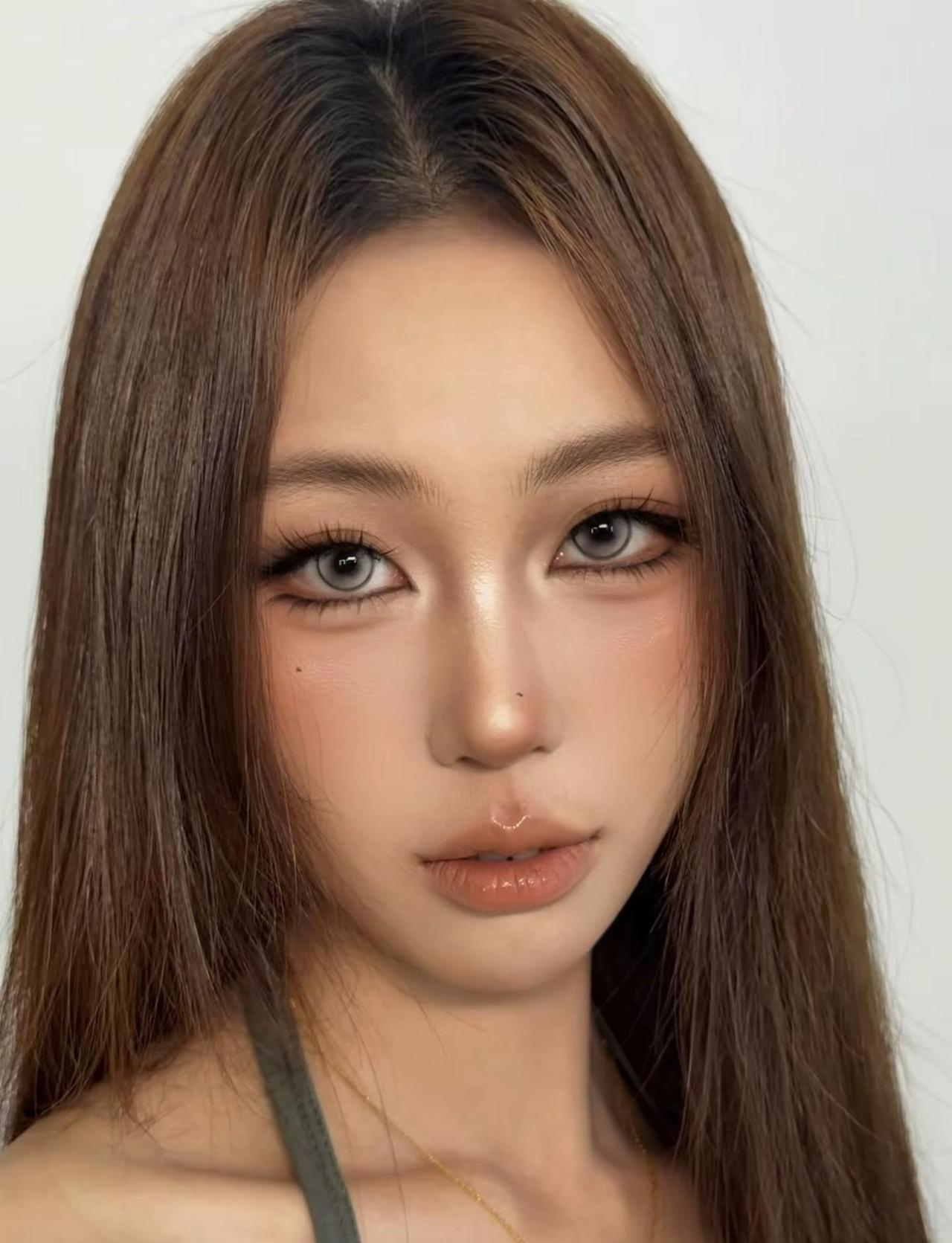 网感亚裔辣妹妆 网感亚裔辣妹妆 亚裔混血 妆容分享 网感美女妆容