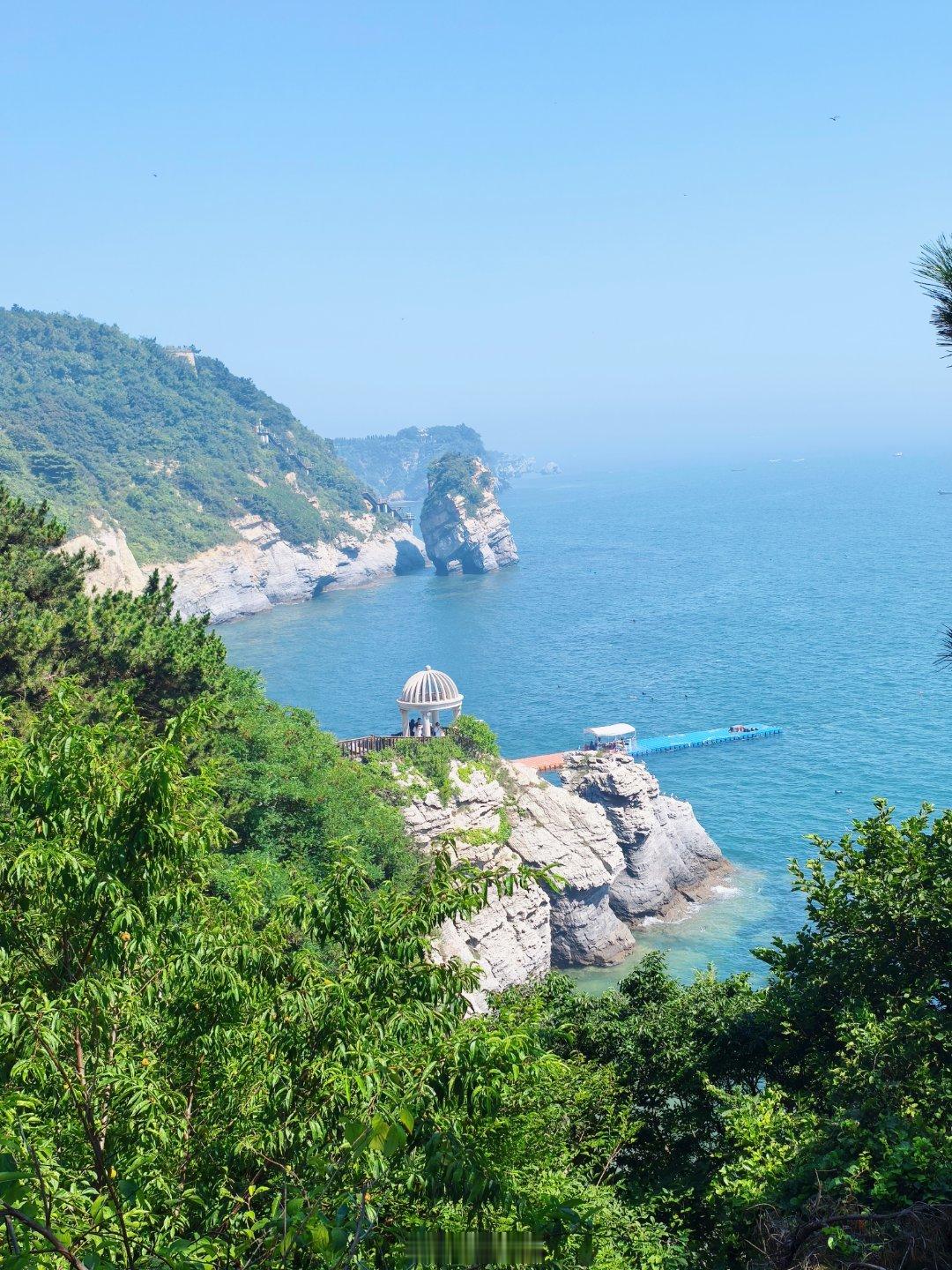 东北超燃动大连大连的东北超比夏天更火热大连嘉年华气氛拉满打卡金石滩国家地质公园，