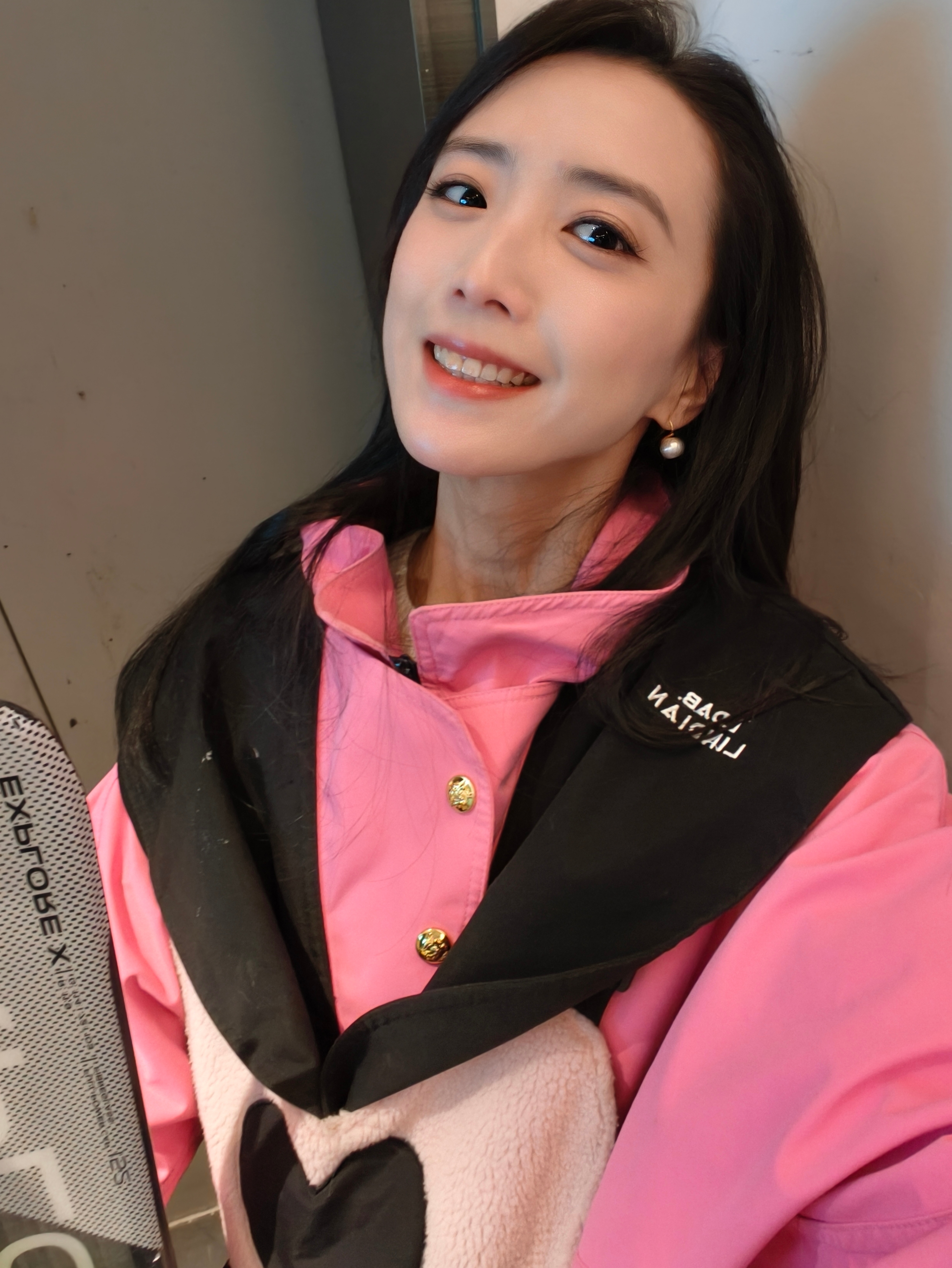 好的 我要去滑雪了，保佑我的屁股