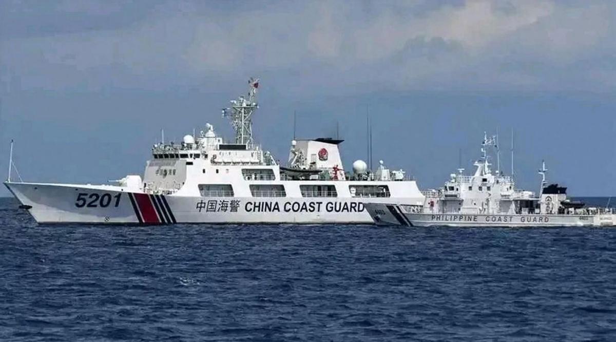 菲律宾再来南海捣乱，美媒担心美被菲拖下水，中方对美发忠告
菲律宾船只再次闯南海，