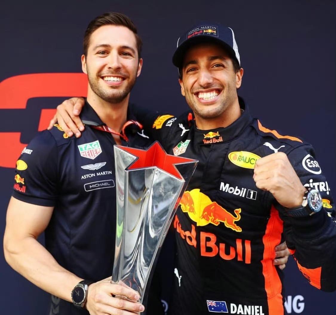 红牛时期的里卡多大家还记不记得？这不是一场完美的胜利，是我亲眼见过最真实、最硬的