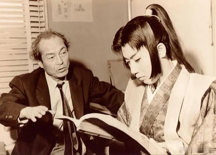 伊藤大辅先生，是首位聚焦时代剧「人物内心」的宗师。战前武打片只会堆砌刀术对决、歌