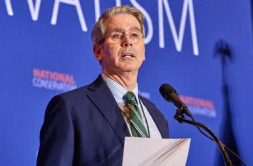 美国财长贝森特认为：中国买俄罗斯石油是自用，合情合理；而印度低价买俄罗斯石油，再