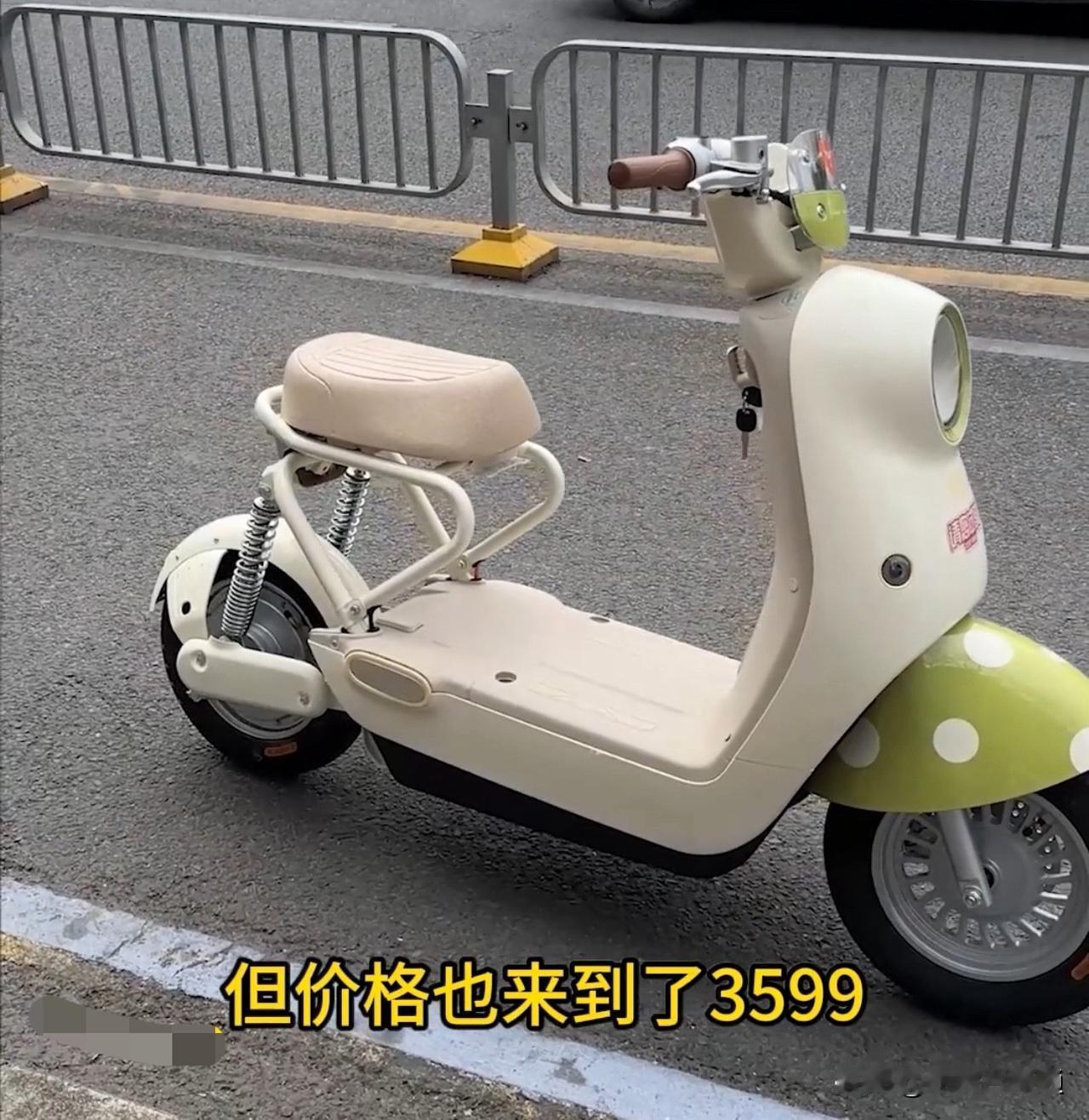 真的想问问设计新国标电动车的哪位“大聪明”：你自己平时骑车吗？
这设计简直是把我