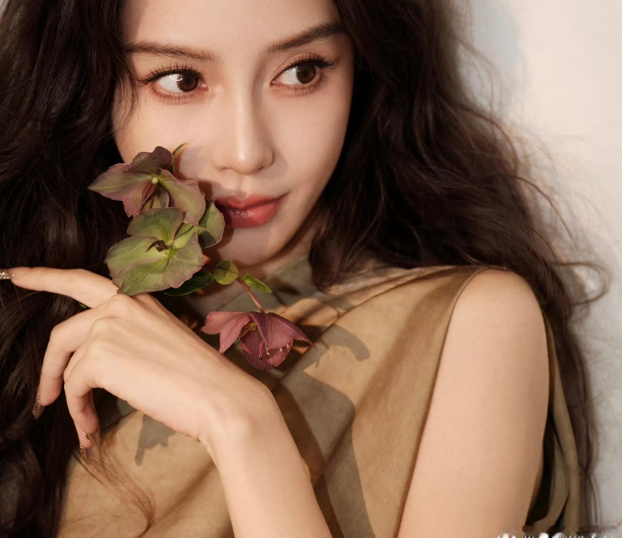 angelababy[吹风车]angelababy 

 “蜚语流言毁清誉，深渊
