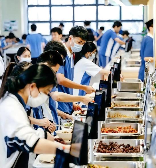 北京下狠手了！严令所有中小学必须在2027年年底全部取消该策略。

要知道过去几