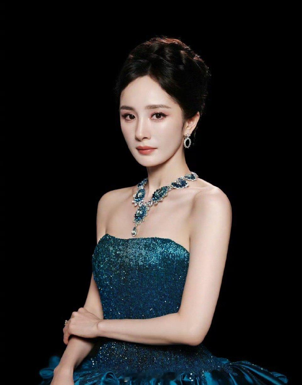 杨幂和白鹿都大大大大大大出彩 ​​​