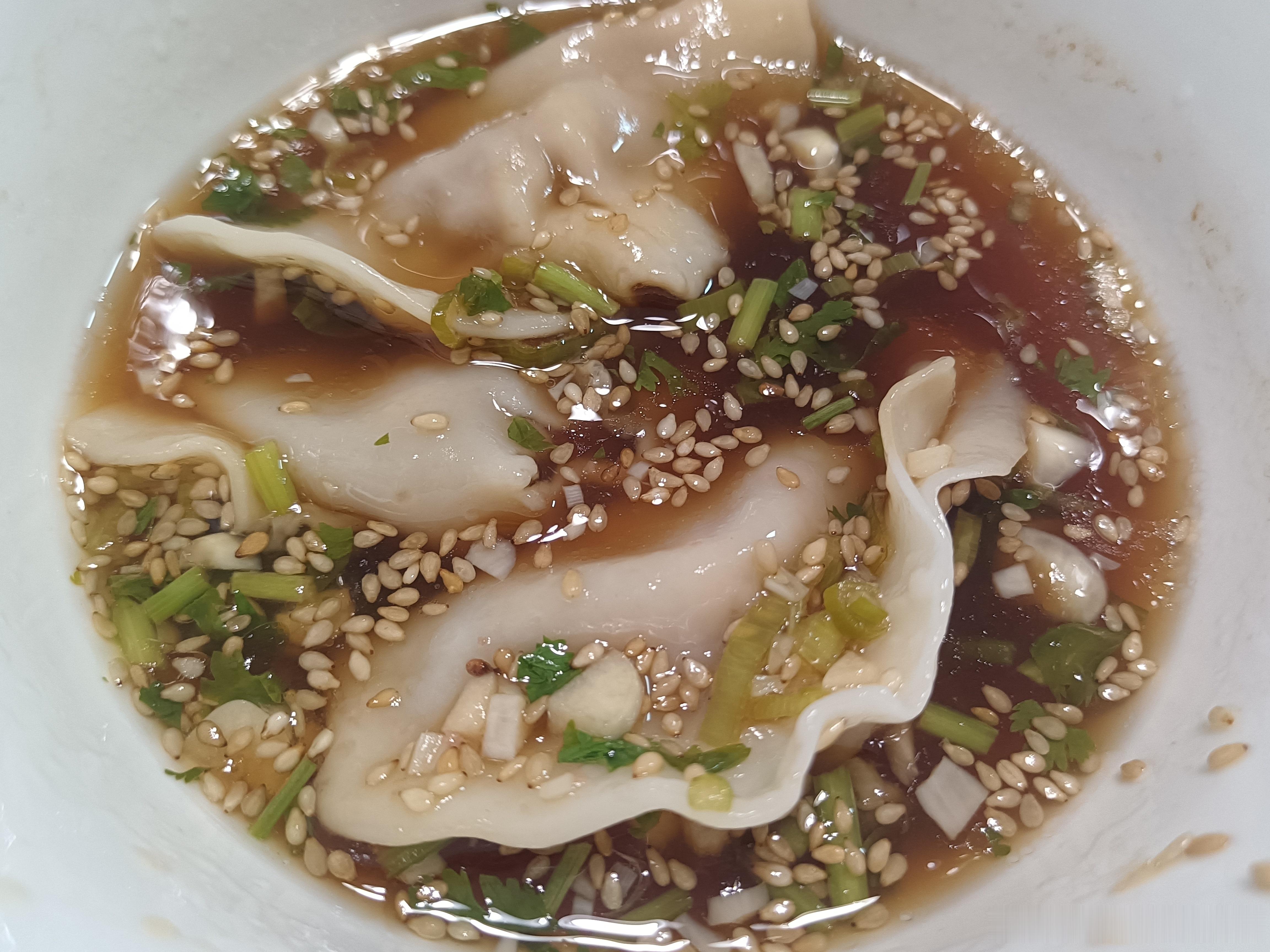 早上好吃早饭啦今天吃陕西酸汤水饺