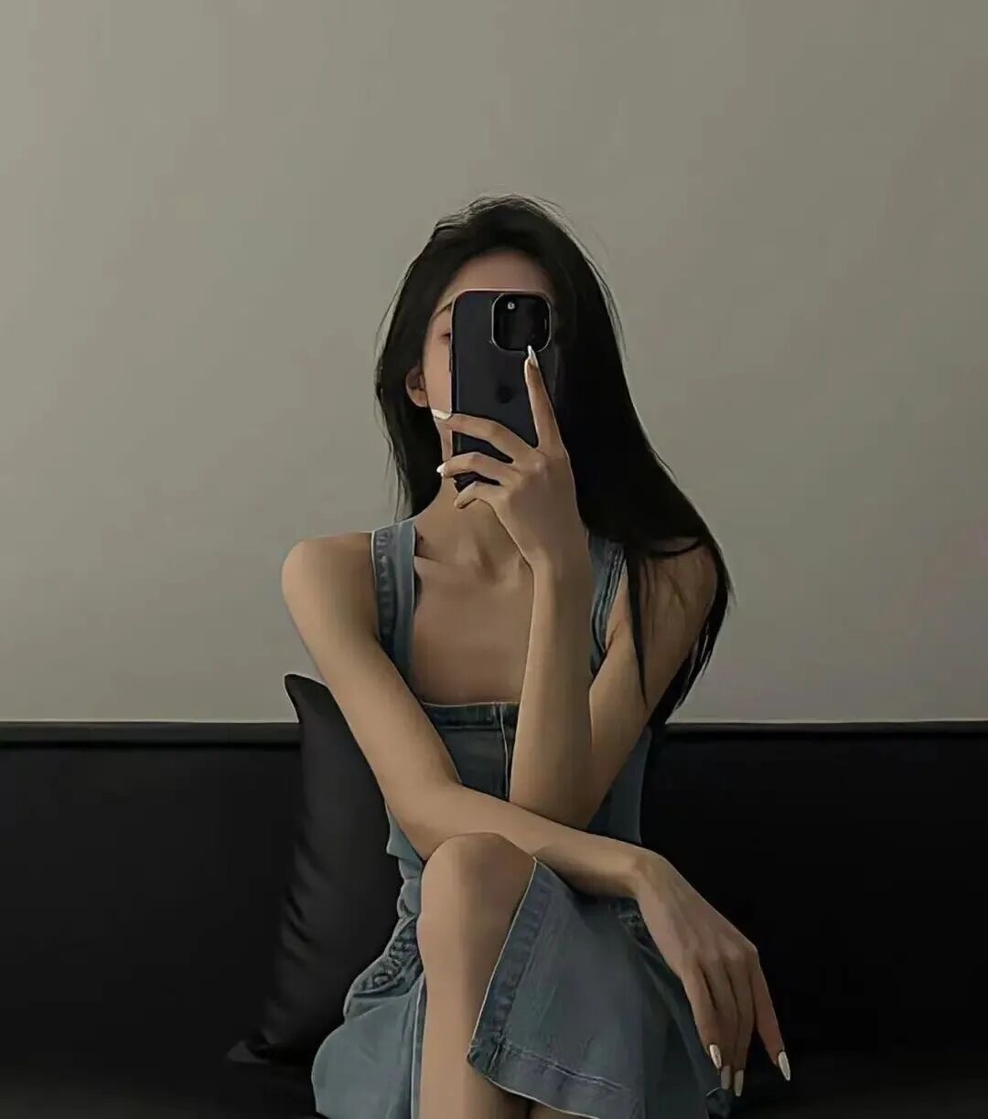 表面上，不和任何人翻脸但在内心，可以和任何人说再见！ ​​​