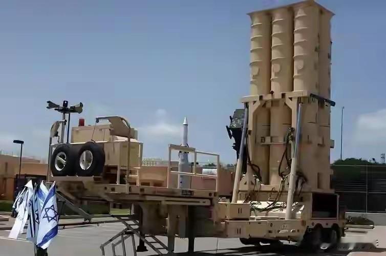 埃尔多安近日对以色列放狠话，说要以色列动武，这话听着挺硬气，但其实也就是演给国内