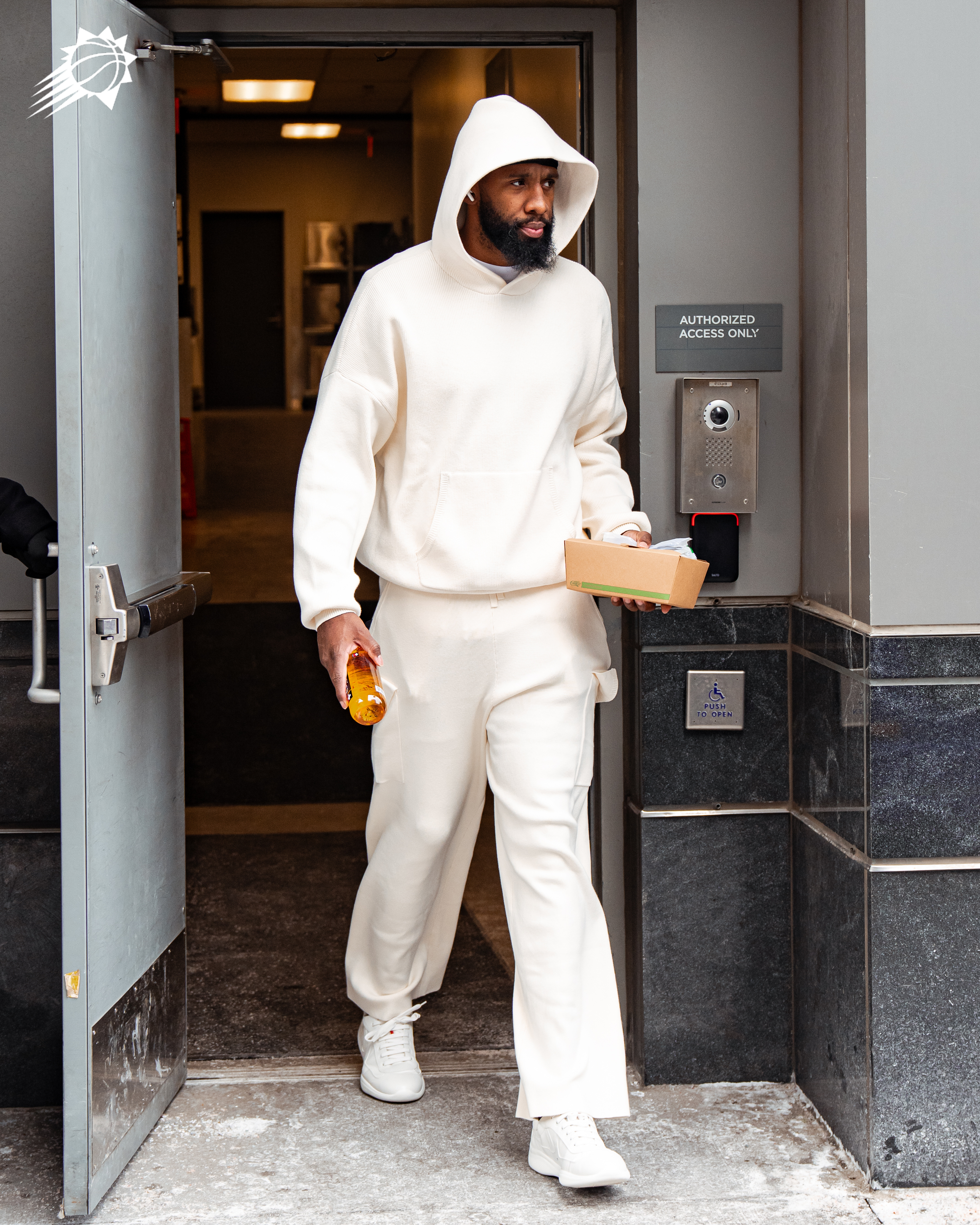 今日的白色套装奥尼尔 🤍菲尼克斯太阳 ｜旭日东升 ｜太阳vs森林狼