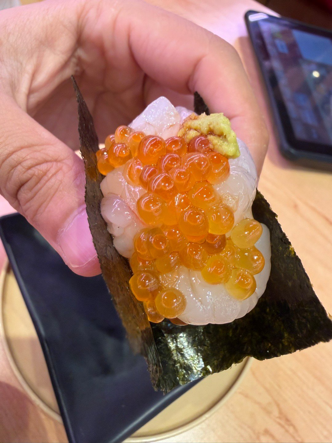寿司郎是连锁，但最新鲜还是东方宝泰店。而且发现他们打招呼用粤语了，这是最近改的吗
