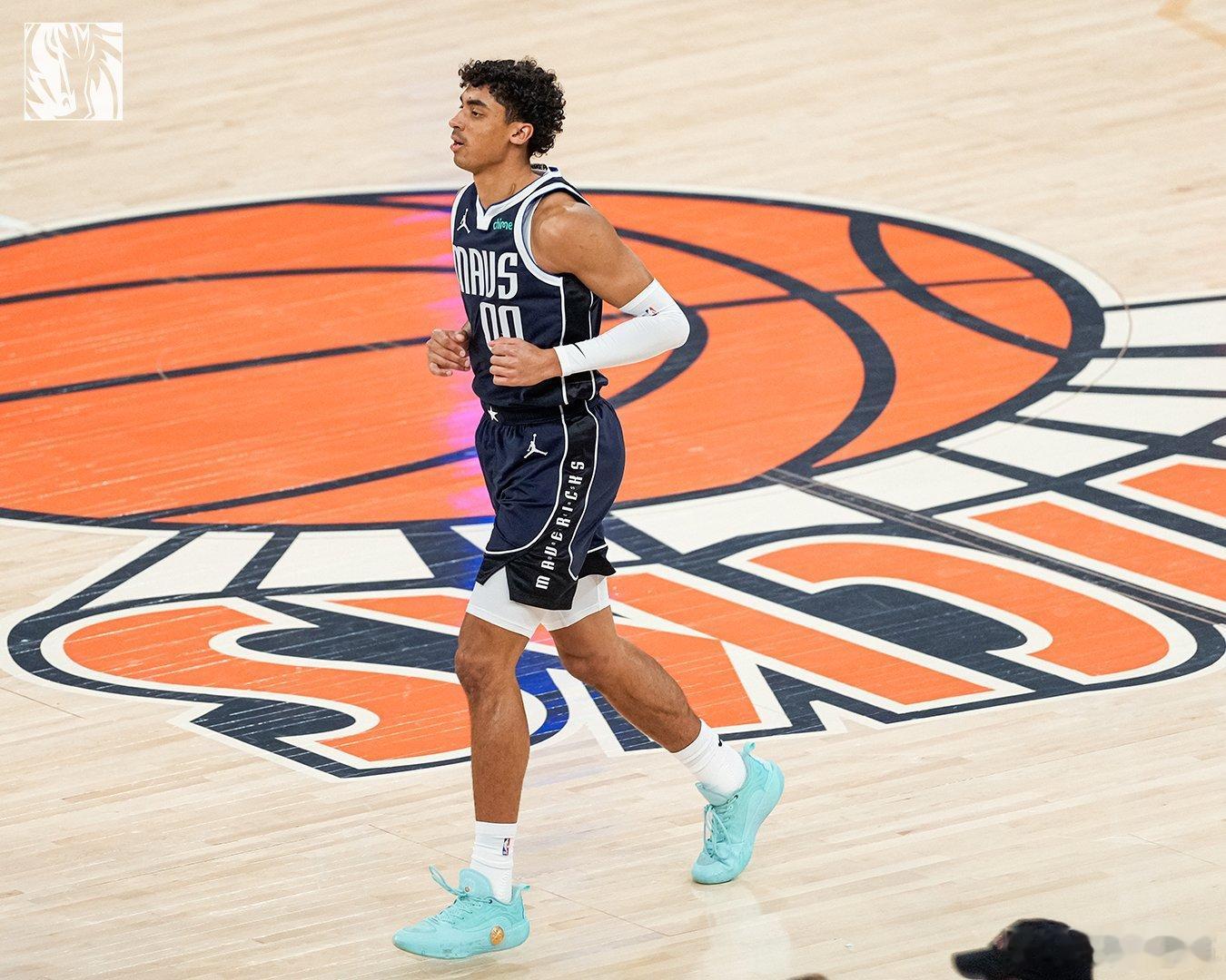 MFFL 常规赛第44场，我牛114比97战胜尼克斯。三连胜！！！大家看完比赛有