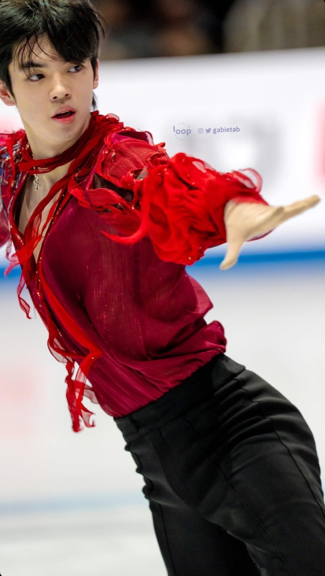 米兰冬奥会 花样滑冰个人赛男单短节目韩国选手车俊焕短节目今天跳跃质量真高，表演特