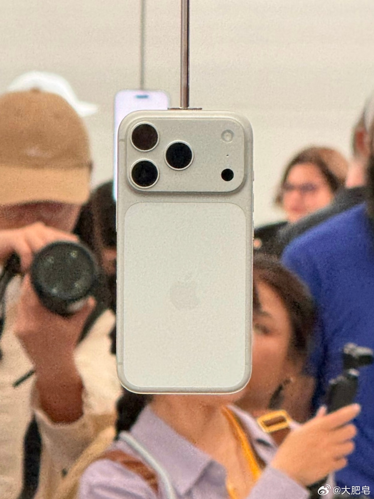 iPhone17Pro 丑 其实看了真机外观后，我反而觉得iPhone 17 P