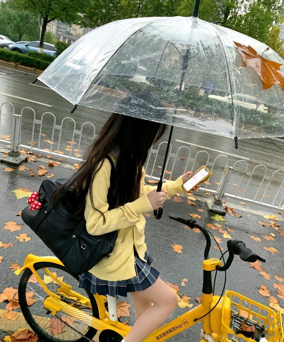 每日一善[超话] 其实折磨你的，从来不是任何人的情绪，而是你心存幻想的期待 ​​