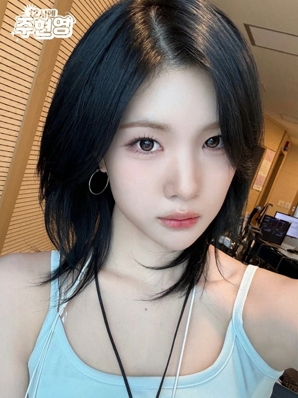 我草 此女自拍技术飞升中 