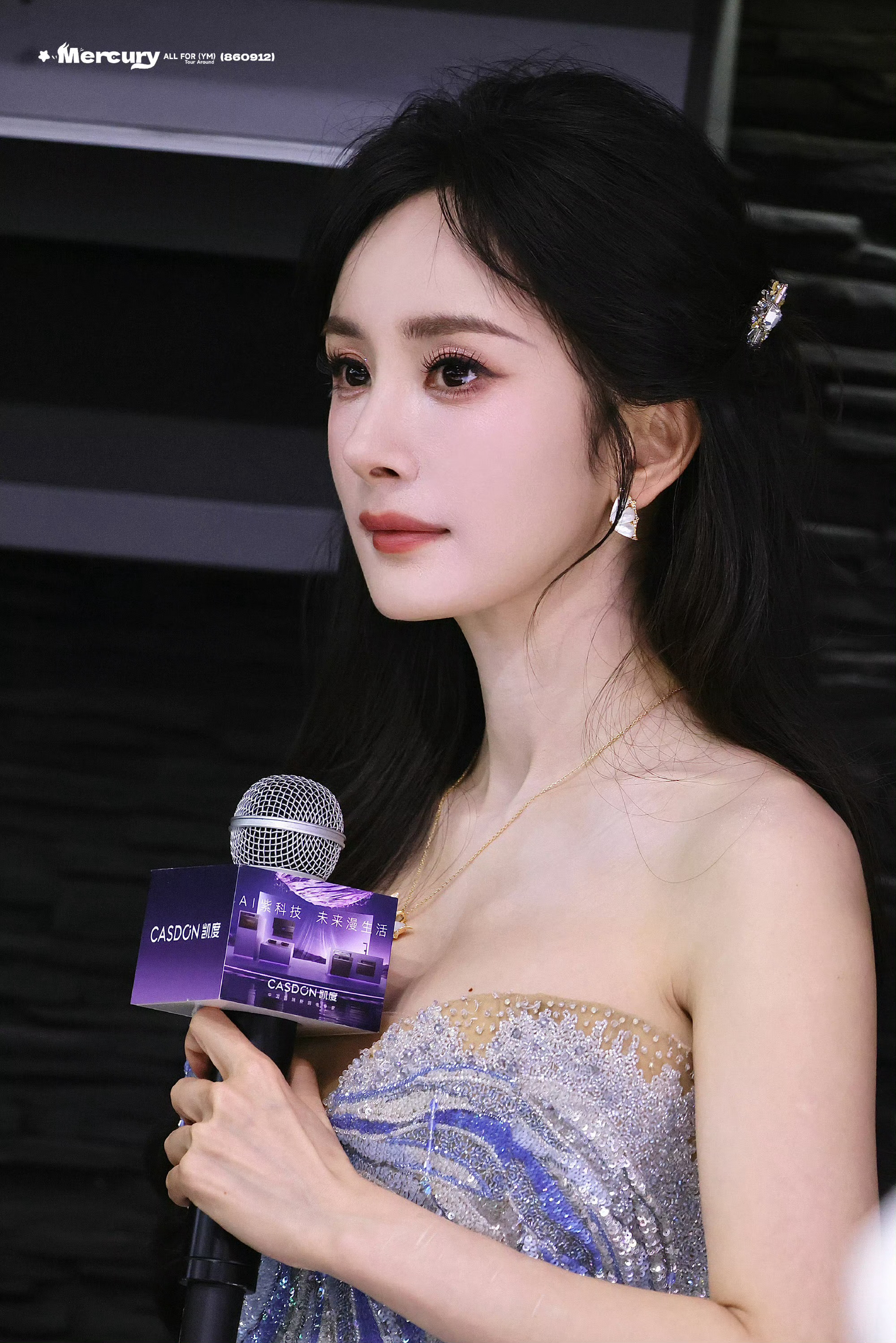 杨幂说期待更多的挑战和修炼就这样温温柔柔的面对所有事自己内心强大才是真正的强大那