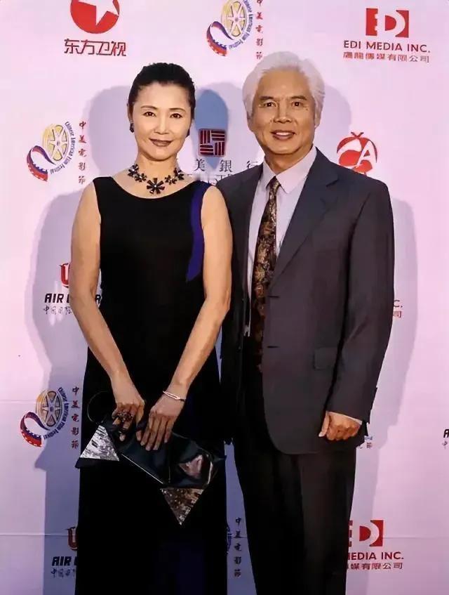 姜黎黎、汪宝生，演艺圈里一对好夫妻，伉俪情深，比翼双飞。姜黎黎，80年代大名鼎鼎