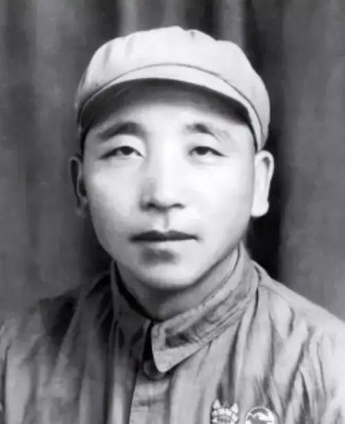 1938年4月，秦基伟一夜之间连杀100多人，而且被杀的全部都是罪恶滔天的大汉奸