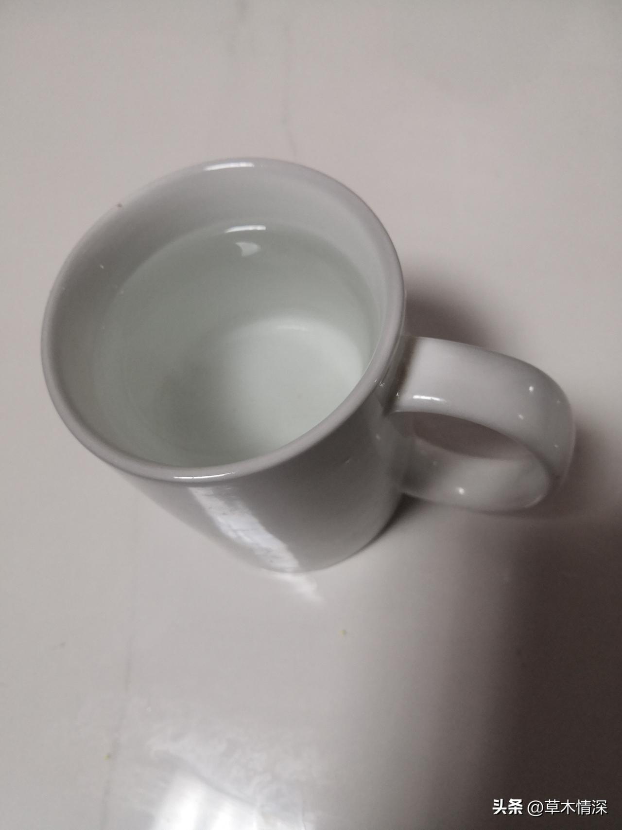 一杯温水
德阳市中江县美丽的夜晚，夜晚的空气显得要凉快一些，家是永远的港湾，家是