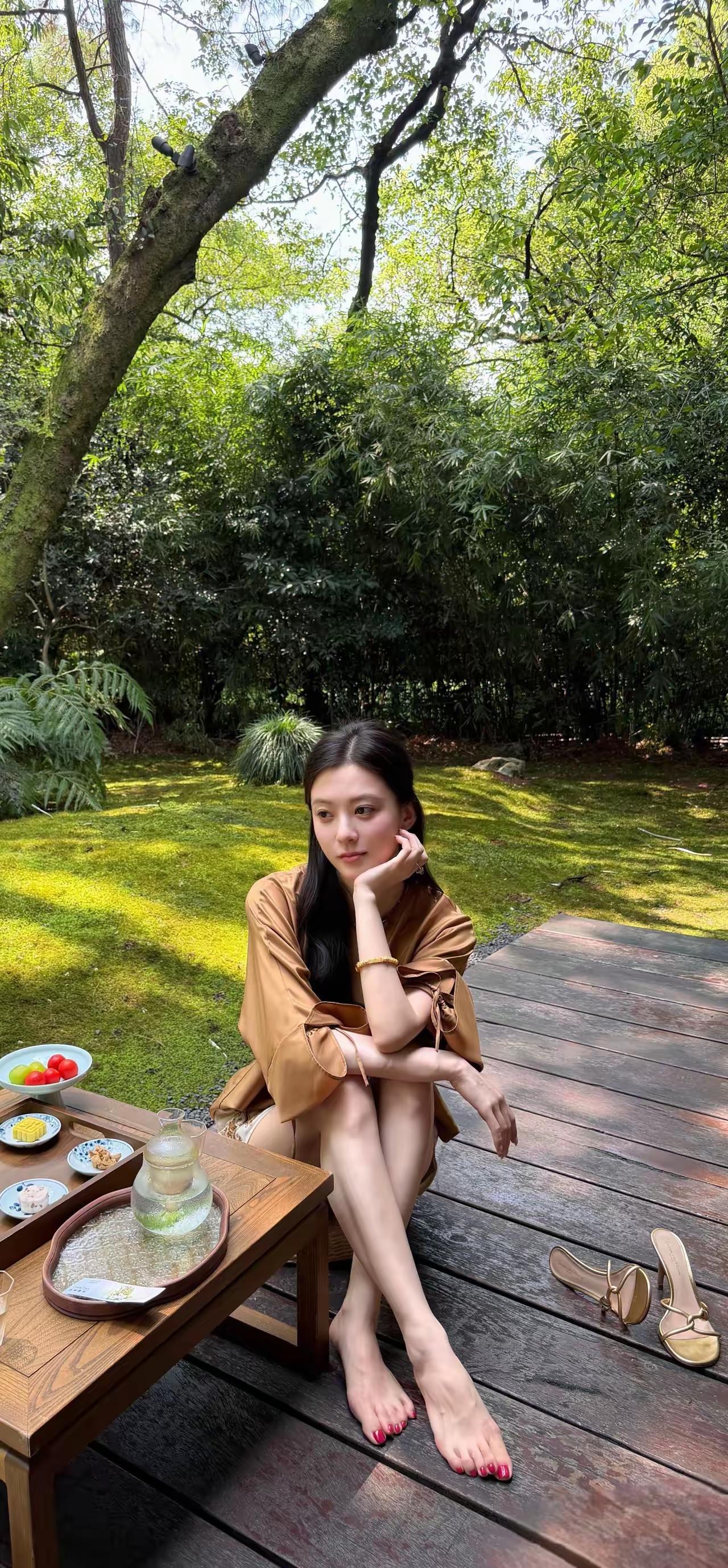 坐在这就是一道美景。