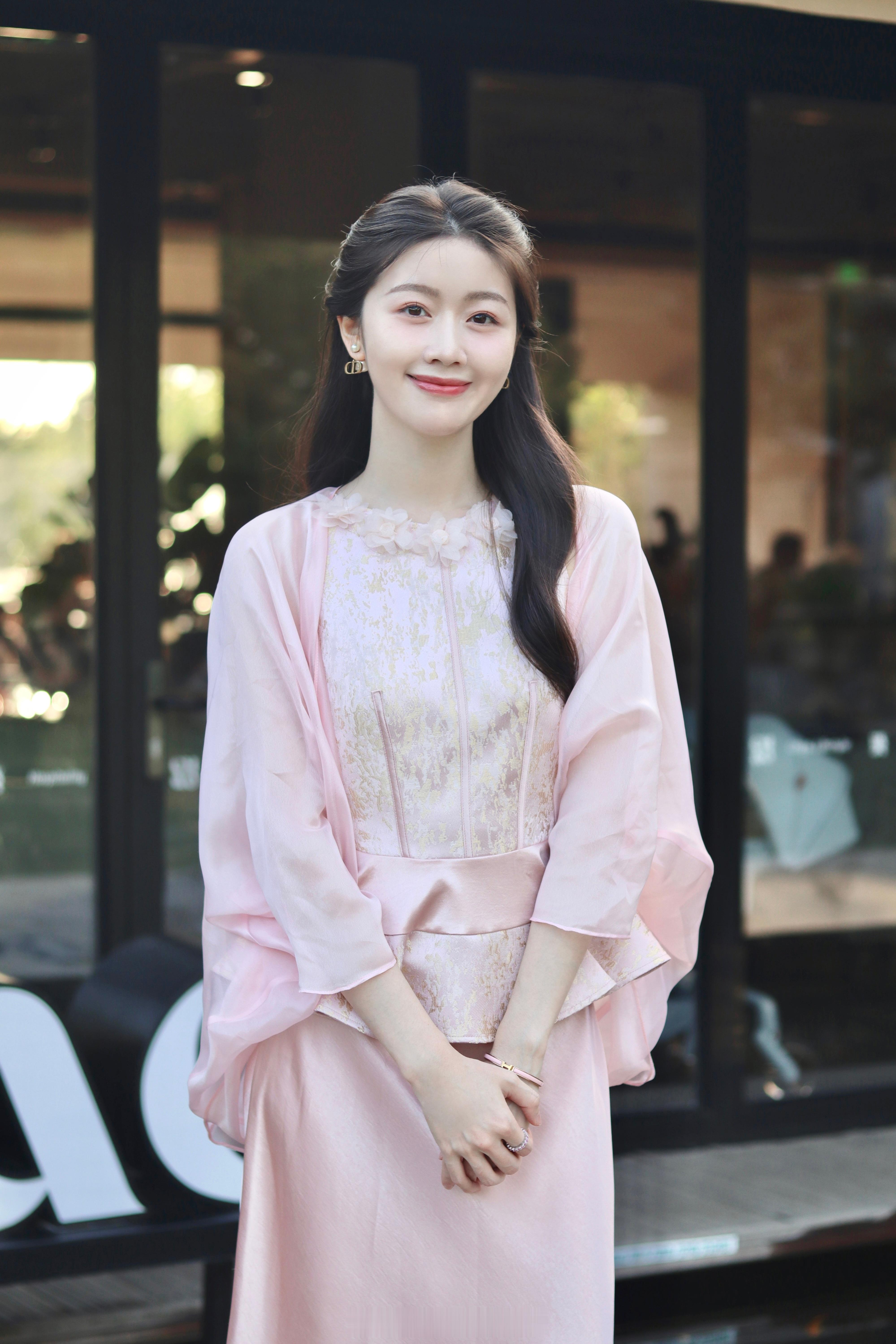 我的id是温婉美人🌸  ​​​