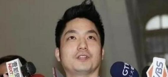 岛上传出重磅消息，蒋介石的曾孙、台北市市长蒋万安突然公开放话：自己绝对不会去选下