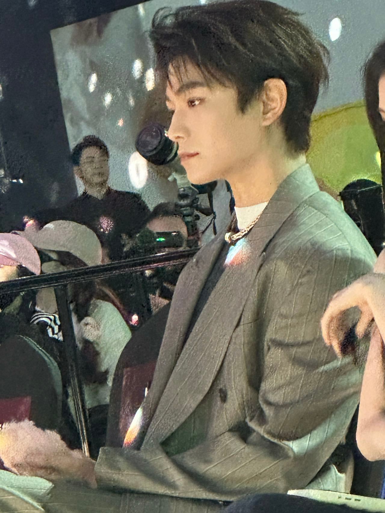 丁禹兮星光大赏生图状态全肯定丁禹兮内场