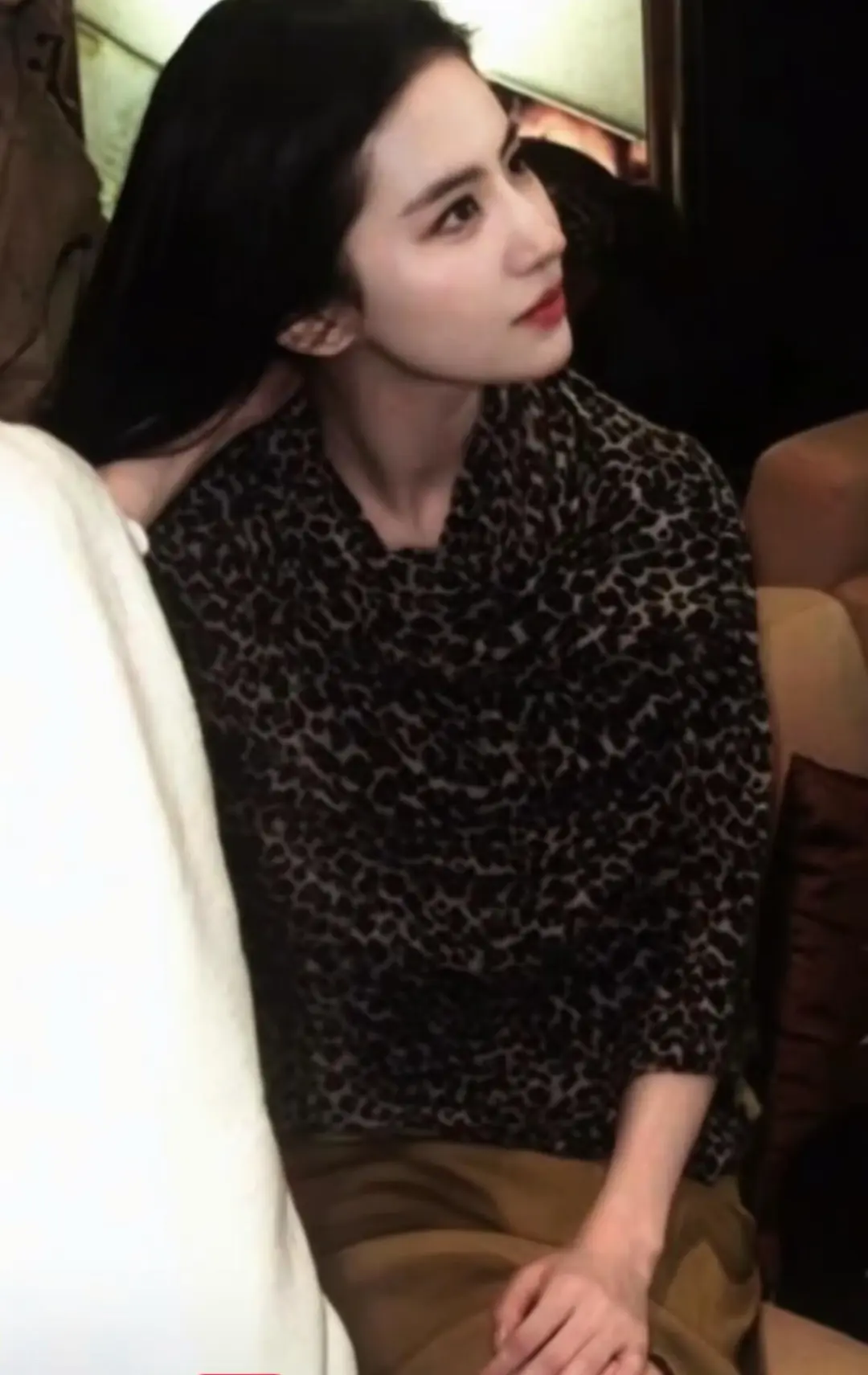 这个骨相侧颜，该怎么形容刘亦菲的美好呢