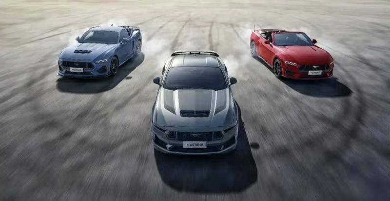 【全新福特Mustang硬顶性能版与敞篷运动版将于北京车展首秀】4月17日，福特